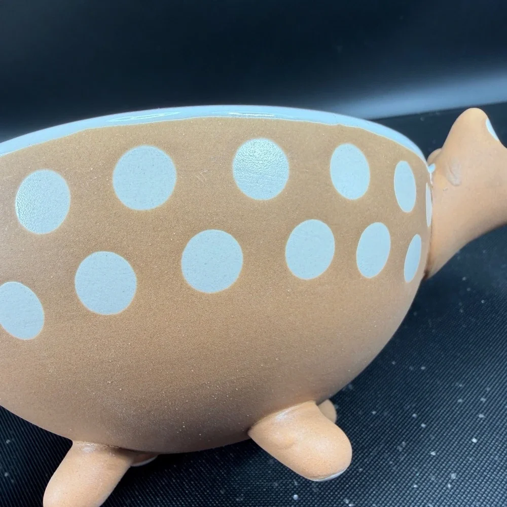 Crate & Barrel Aveza Guacamole Bowl Terracotta Polka Dot Animal Footed Dish Bowl